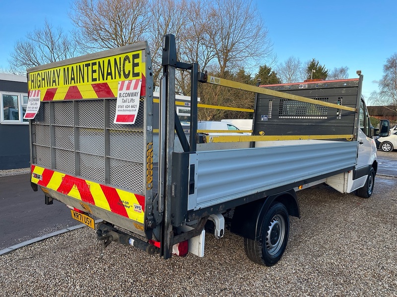 Mercedes-Benz 315 2.0 CDI Progressive L3 LWB DROPSIDE TAIL LIFT - WHITE
