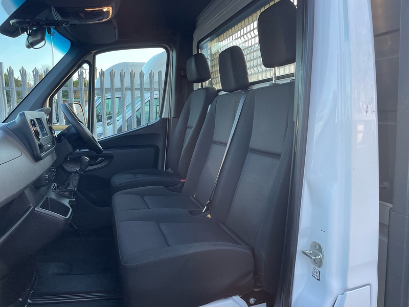 Mercedes-Benz 315 2.0 CDI Progressive L3 LWB DROPSIDE TAIL LIFT - WHITE