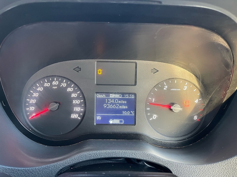 Mercedes-Benz 315 2.0 CDI Progressive L3 LWB DROPSIDE TAIL LIFT - WHITE