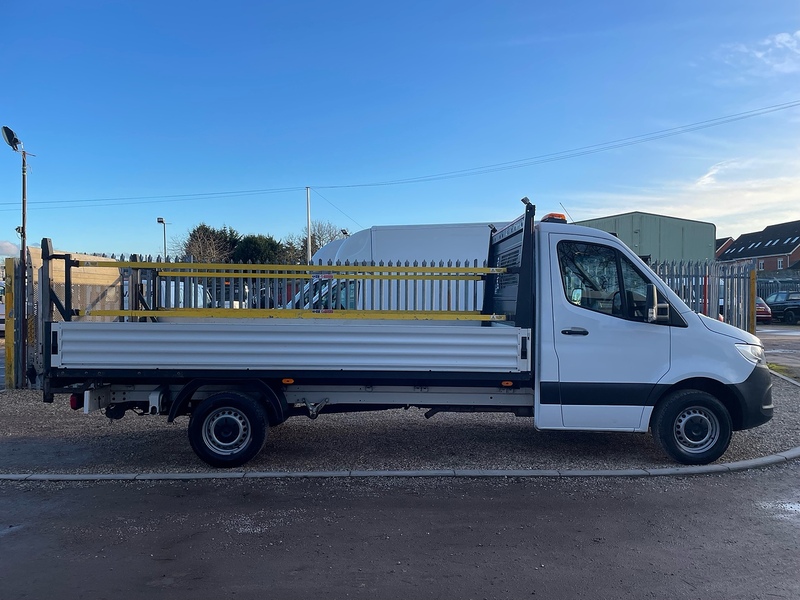 Mercedes-Benz 315 2.0 CDI Progressive L3 LWB DROPSIDE TAIL LIFT - WHITE