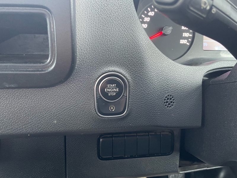 Mercedes-Benz 315 2.0 CDI Progressive L3 LWB DROPSIDE - WHITE