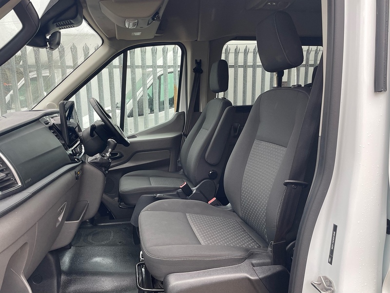 Ford 460 2.0 EcoBlue Leader L4 XLWB 17 SEATER MINIBUS - WHITE