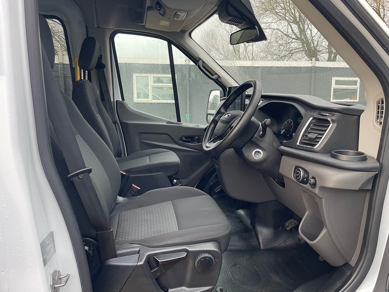 Ford 460 2.0 EcoBlue Leader L4 XLWB 17 SEATER MINIBUS - WHITE