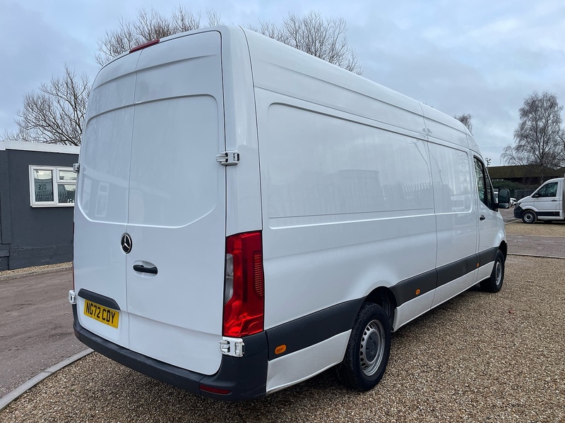 Mercedes-Benz 315 2.0 CDI Progressive L3 LWB PANEL VAN - WHITE