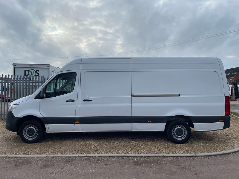 Mercedes-Benz 315 2.0 CDI Progressive L3 LWB PANEL VAN - WHITE
