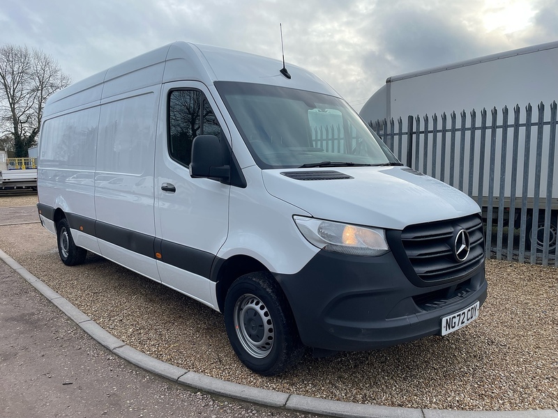 Mercedes-Benz 315 2.0 CDI Progressive L3 LWB PANEL VAN - WHITE