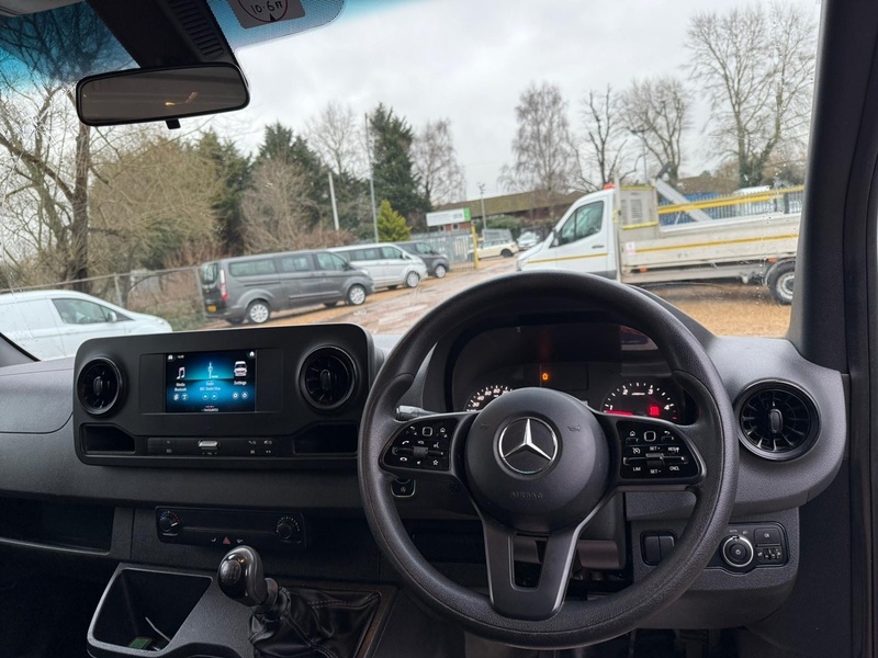 Mercedes-Benz 314 2.1 CDI Progressive L3 LWB LUTON VAN TAIL LIFT - WHITE