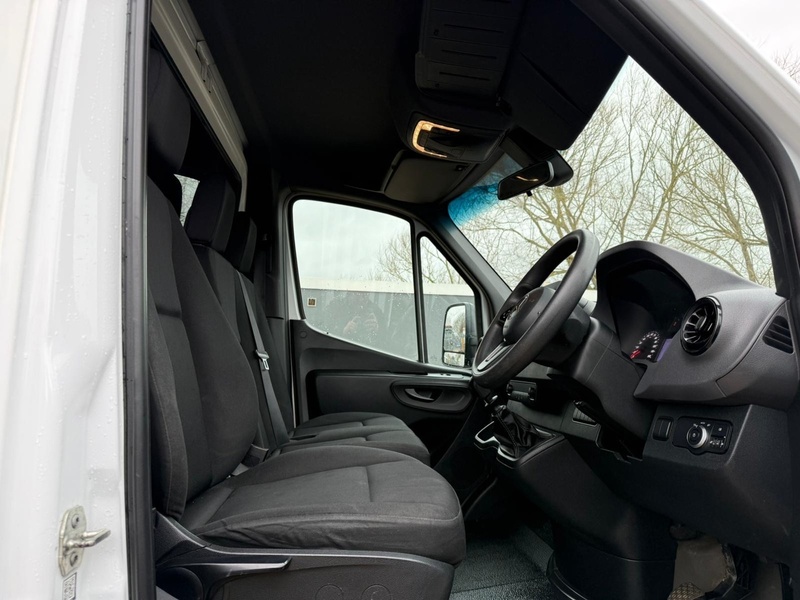 Mercedes-Benz 314 2.1 CDI Progressive L3 LWB LUTON VAN TAIL LIFT - WHITE
