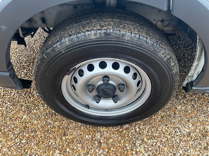 Ford 350 EcoBlue Leader 2.0 2dr Luton Van Manual Diesel