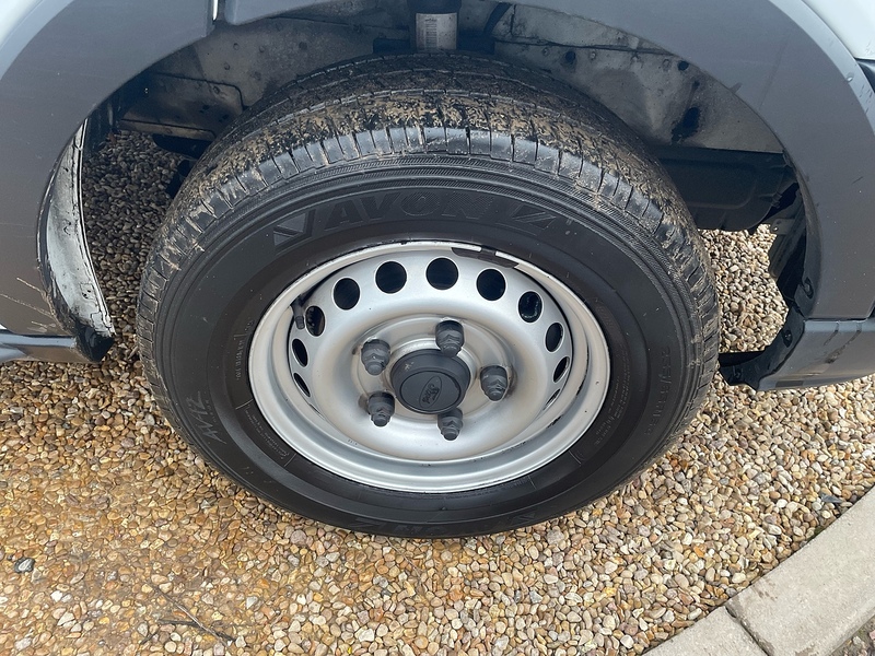 Ford 350 EcoBlue Leader 2.0 2dr Luton Van Manual Diesel