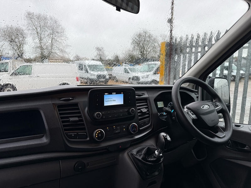 Ford 350 2.0 EcoBlue Leader L4 LWB LUTON VAN - TAIL LIFT