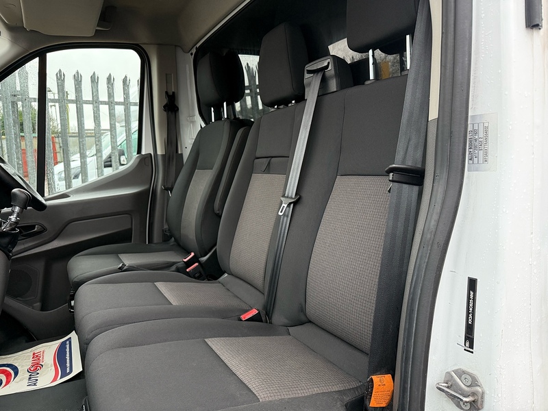 Ford 350 2.0 EcoBlue Leader L4 LWB LUTON VAN - TAIL LIFT