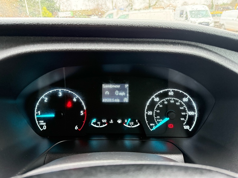 Ford 350 2.0 EcoBlue Leader L4 LWB LUTON VAN - TAIL LIFT