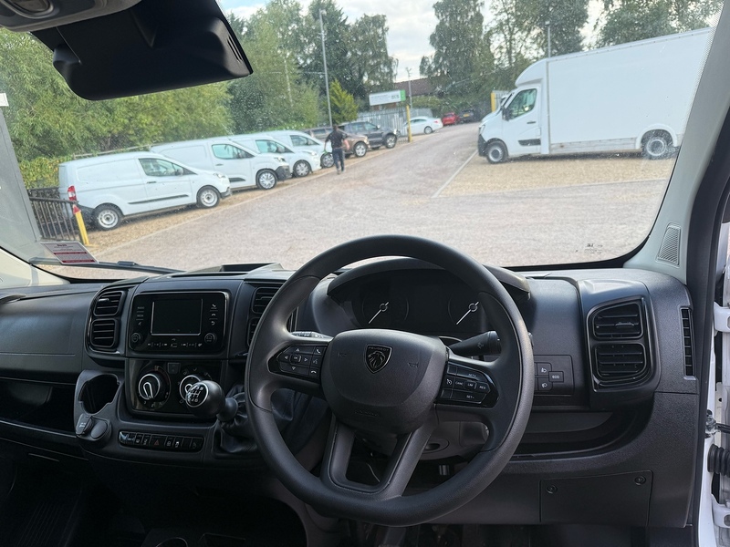 Peugeot 2.2 Blue HDi 335 Professional L3 H2 LWB PANEL VAN 2.2 5dr Panel Van Manual Diesel