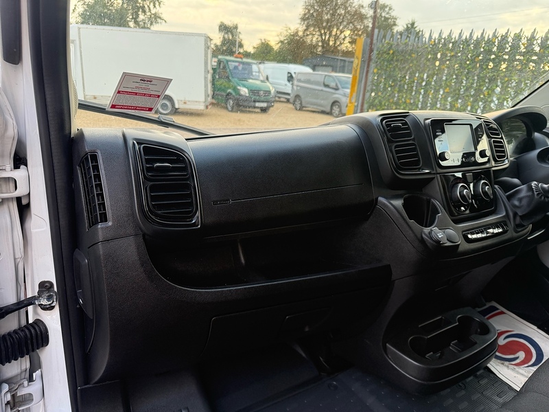 Peugeot 2.2 Blue HDi 335 Professional L3 H2 LWB PANEL VAN 2.2 5dr Panel Van Manual Diesel