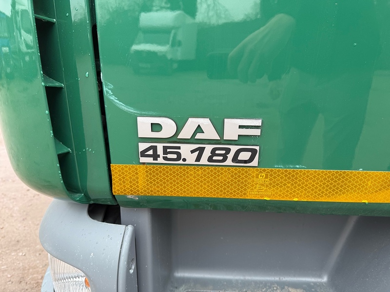 DAF LF 45.180 12 TON BEAVERTAIL