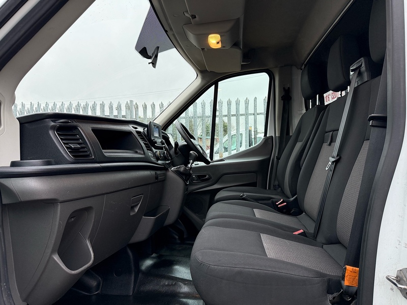 Ford 350 2.0 EcoBlue Leader L3 LWB LUTON VAN TAIL LIFT - WHITE