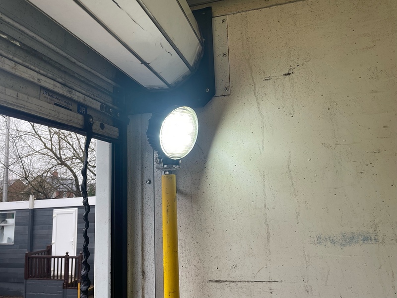 Ford 350 2.0 EcoBlue Leader L3 LWB LUTON VAN TAIL LIFT - WHITE