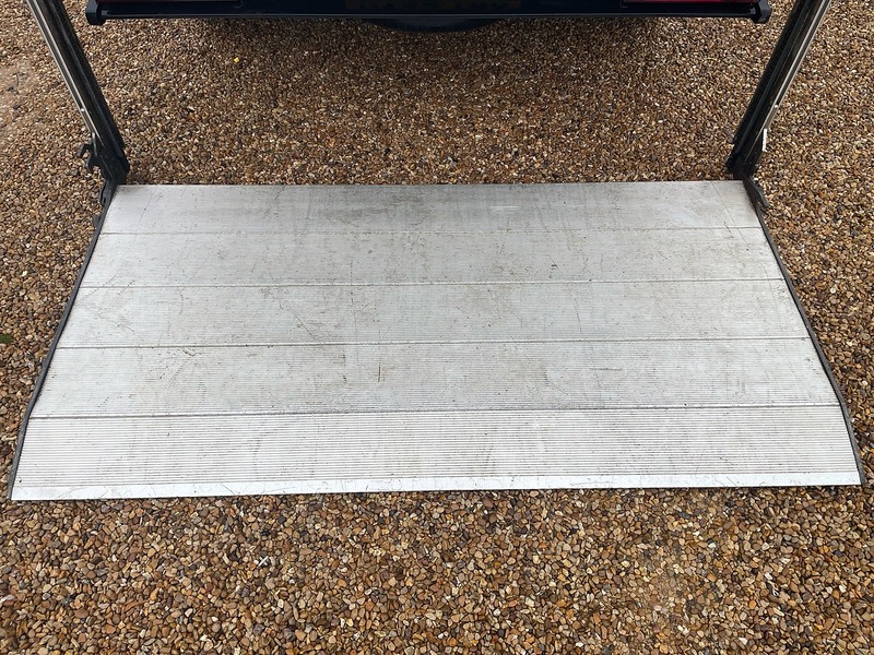 Ford 350 2.0 EcoBlue Leader L3 LWB LUTON VAN TAIL LIFT - WHITE