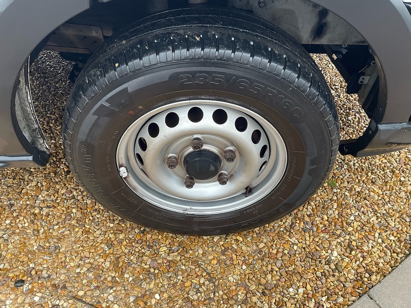 Ford 350 2.0 EcoBlue Leader L3 LWB LUTON VAN TAIL LIFT - WHITE