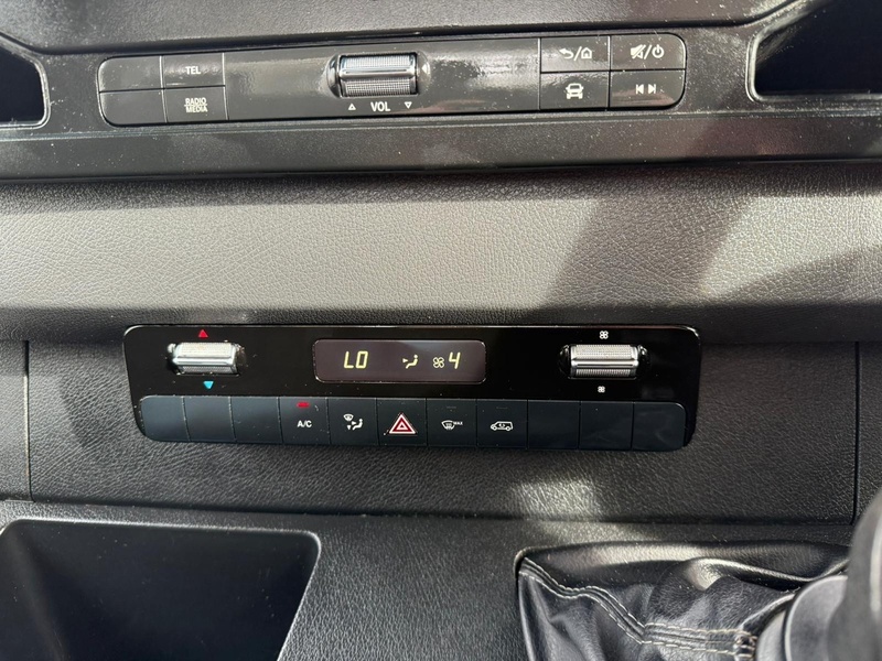 Mercedes-Benz 315 2.0 CDI Progressive L3 LWB DROPSIDE - WHITE