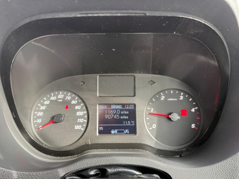 Mercedes-Benz 315 2.0 CDI Progressive L3 LWB DROPSIDE - WHITE