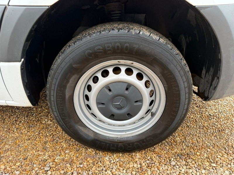 Mercedes-Benz 315 2.0 CDI Progressive L3 LWB DROPSIDE - WHITE