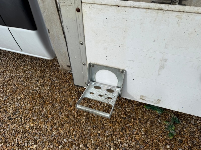 Mercedes-Benz 315 2.0 CDI Progressive L3 LWB DROPSIDE - WHITE