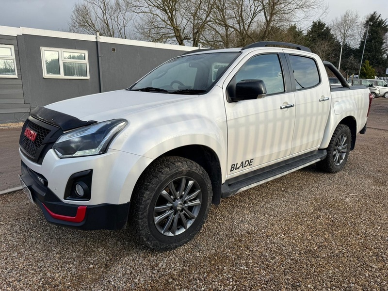 Isuzu 1.9 TD Blade Pickup Double Cab 4dr Diesel Manual 4WD Euro 6 (164 ps)