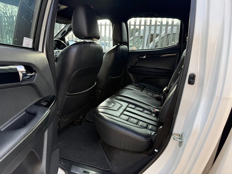 Isuzu 1.9 TD Blade Pickup Double Cab 4dr Diesel Manual 4WD Euro 6 (164 ps)