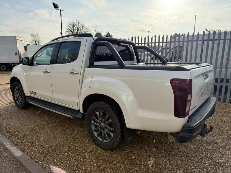 Isuzu 1.9 TD Blade Pickup Double Cab 4dr Diesel Manual 4WD Euro 6 (164 ps)