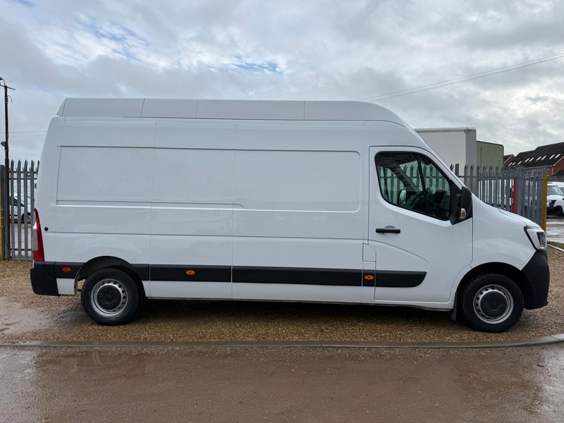 Renault dCi 35 Business 2.3 L3 LWB PANEL VAN - WHITE