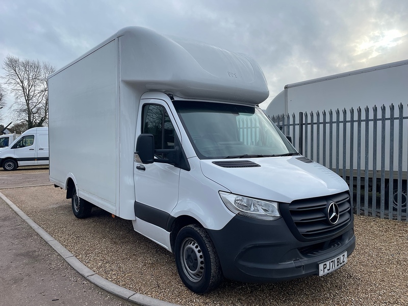 Mercedes-Benz 314 2.1 CDI Progressive L3 LWB LOW LOADER - WHITE 2.1 2dr Luton Van Manual Diesel