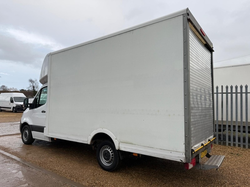 Mercedes-Benz 314 2.1 CDI Progressive L3 LWB LOW LOADER - WHITE 2.1 2dr Luton Van Manual Diesel