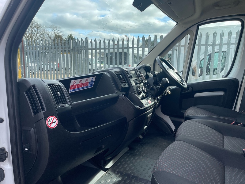 Citroen 2.2 BlueHDi 35 Enterprise L4 XLWB PANEL VAN - WHITE