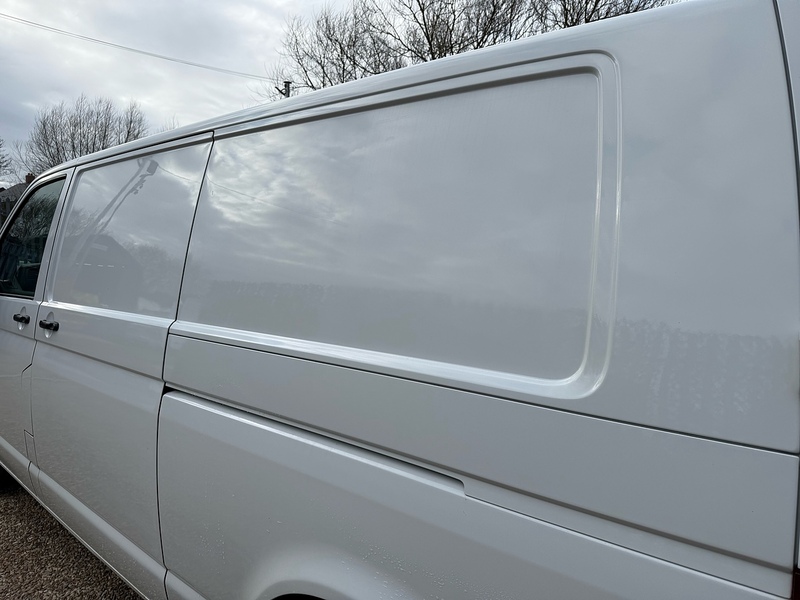 Volkswagen TDI T28 BlueMotion Tech StartlineB 2.0 L2 LWB H1 LWB PANEL VAN - WHITE