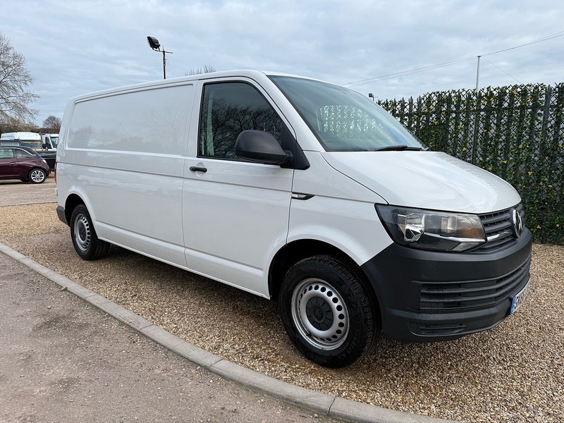 Volkswagen TDI T28 BlueMotion Tech StartlineB 2.0 L2 LWB H1 LWB PANEL VAN - WHITE
