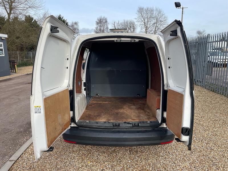 Volkswagen 2.0 TDI C20+ BlueMotion Tech Startline L1 H1 SWB PANEL VAN - WHITE