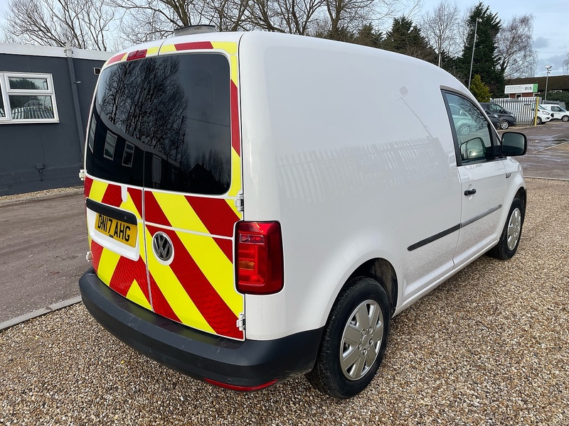 Volkswagen 2.0 TDI C20+ BlueMotion Tech Startline L1 H1 SWB PANEL VAN - WHITE