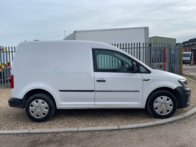 Volkswagen 2.0 TDI C20+ BlueMotion Tech Startline L1 H1 SWB PANEL VAN - WHITE