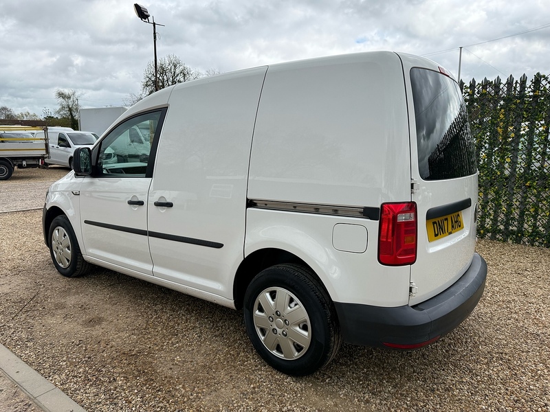Volkswagen 2.0 TDI C20+ BlueMotion Tech Startline L1 H1 SWB PANEL VAN - WHITE