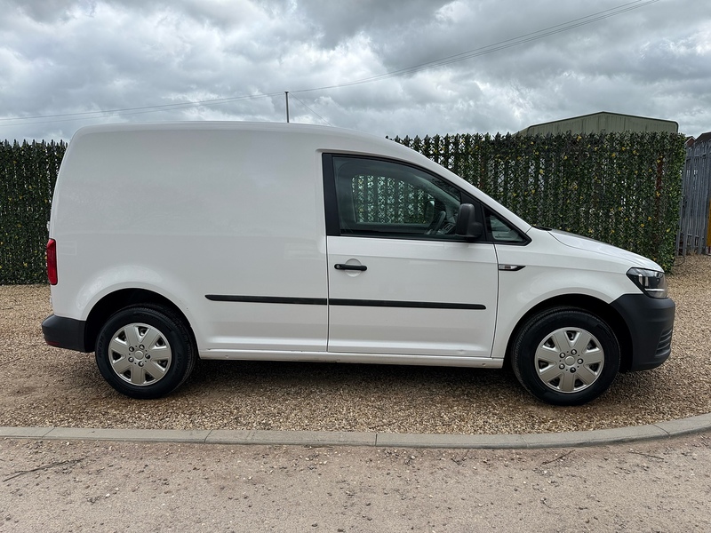 Volkswagen 2.0 TDI C20+ BlueMotion Tech Startline L1 H1 SWB PANEL VAN - WHITE