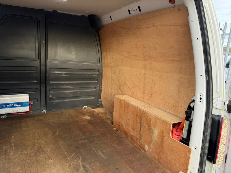 Volkswagen TDI C20+ Startline 2.0 L1 H1 SWB PANEL VAN - WHITE