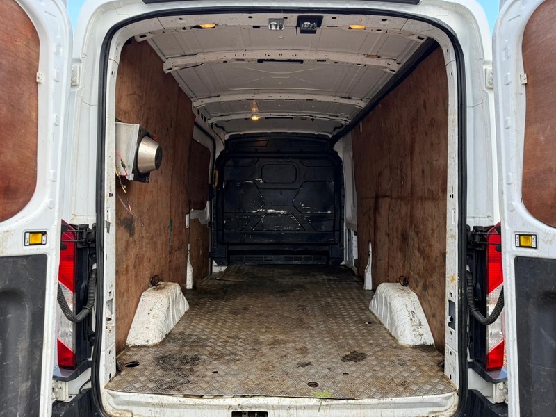 Ford 350 2.0 EcoBlue L3 LWB H2 PANEL VAN - WHITE 2.0 5dr Panel Van Manual Diesel