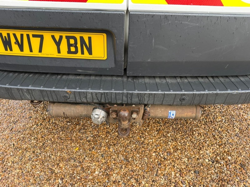 Ford 350 2.0 EcoBlue L3 LWB H2 PANEL VAN - WHITE 2.0 5dr Panel Van Manual Diesel