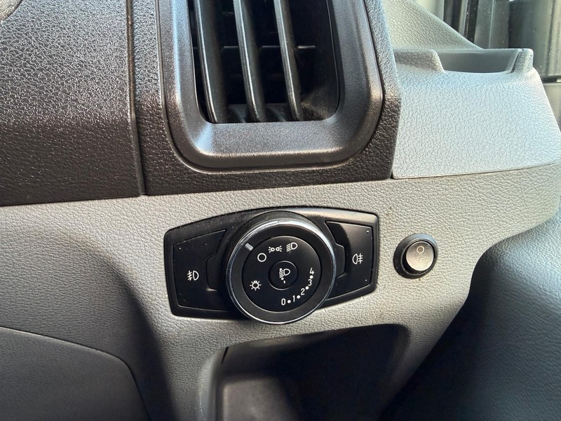 Ford 350 2.0 EcoBlue L3 LWB H2 PANEL VAN - WHITE 2.0 5dr Panel Van Manual Diesel