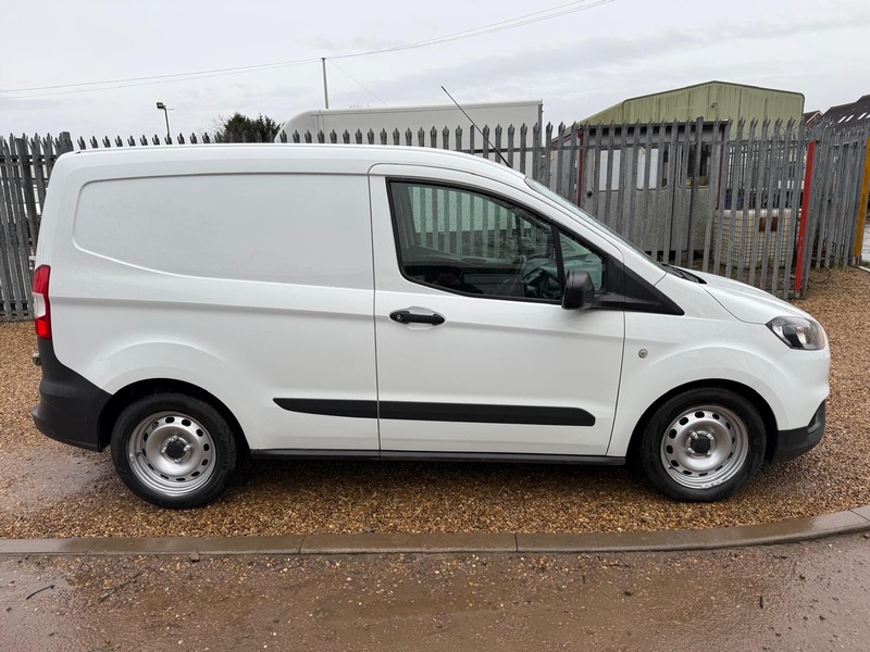 Ford 1.5 TDCi L1 H1 SWB PANEL VAN - WHITE
