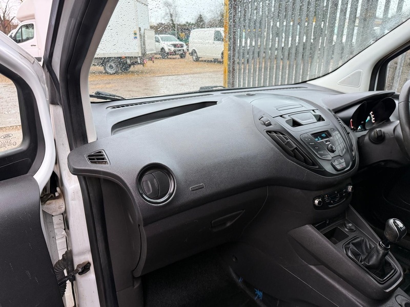 Ford 1.5 TDCi L1 H1 SWB PANEL VAN - WHITE