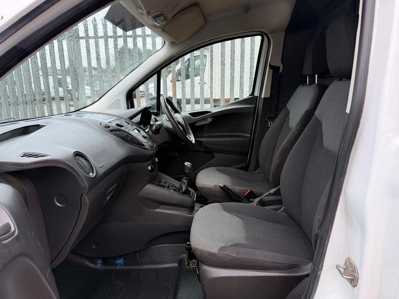 Ford 1.5 TDCi L1 H1 SWB PANEL VAN - WHITE