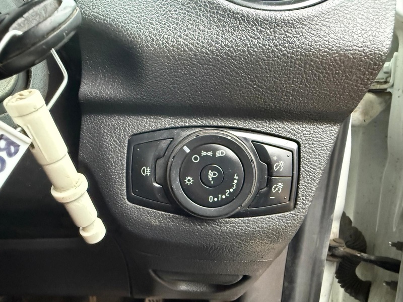 Ford 1.5 TDCi L1 H1 SWB PANEL VAN - WHITE